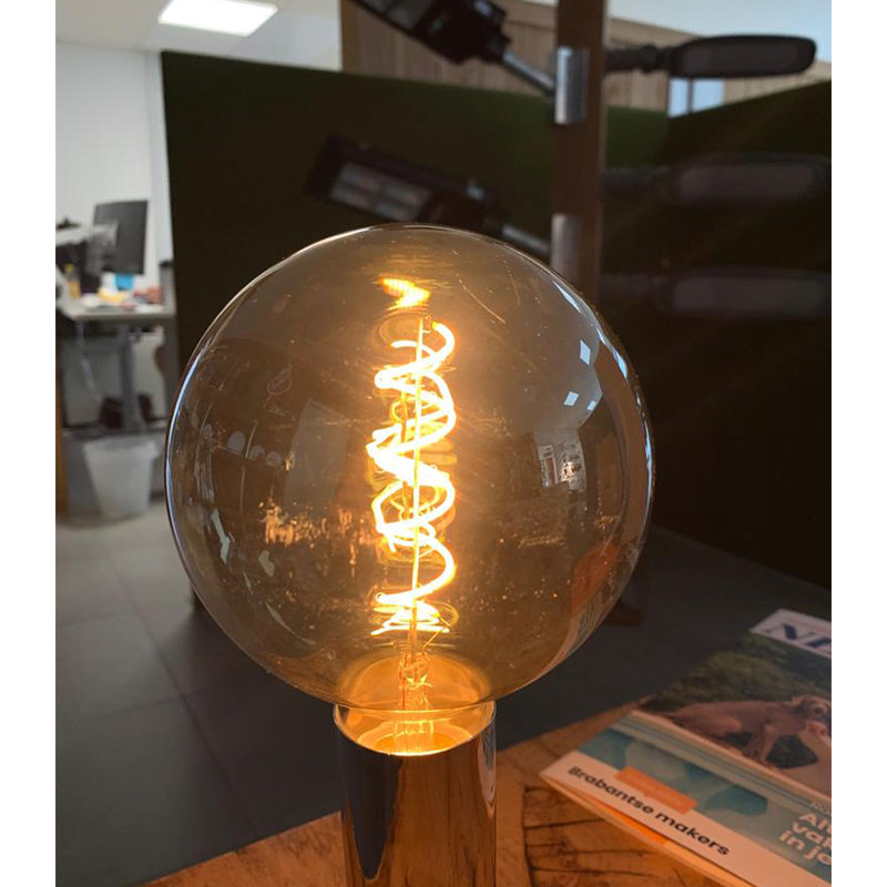 LED FILAMENT E27 GLOBE L (mogelijk met krasje) - Afbeelding 4